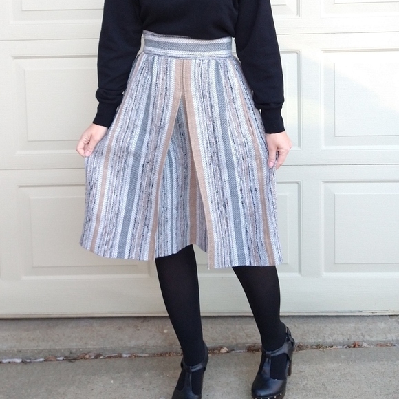 HIGH WAISTED SKIRT 1970's inverted pleat S - Picture 4 of 11